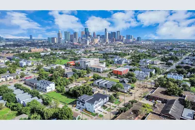 2521 Francis Street, Houston, TX 77004 - Photo 2