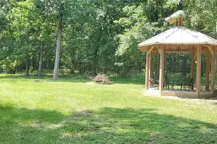 28 Lakeway St, Conroe, TX 77304 - Photo 10