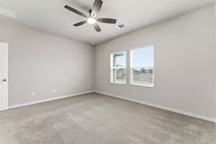 411 April Bay Dr, Conroe, TX 77316 - Photo 14