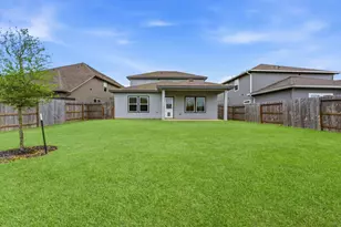 411 April Bay Dr, Conroe, TX 77316 - Photo 30