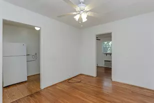 1828 W Main 1/2 St, Houston, TX 77098 - Photo 2