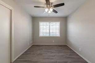 802 Spinn St, Brenham, TX 77833 - Photo 20