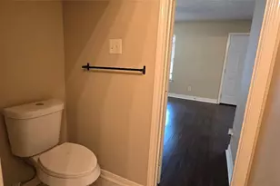 7929 Comal St, Houston, TX 77051 - Photo 6