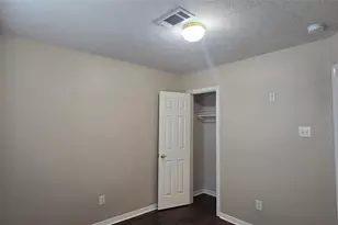 7929 Comal St, Houston, TX 77051 - Photo 14