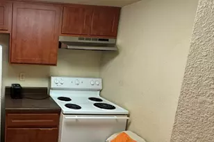 8100 Creekbend Dr, Houston, TX 77071 - Photo 14