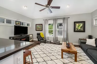 1032 Alexander Street #A, Houston, TX 77008 - Photo 10
