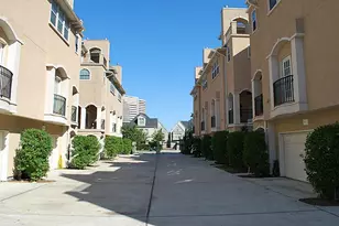 5629 Dolores Pl Ln, Houston, TX 77057 - Photo 46