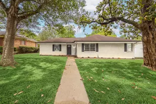 2411 Airline Dr, Brenham, TX 77833 - Photo 1