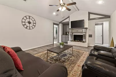 15206 Ridingwood Drive, Houston, TX 77489 - Photo 14