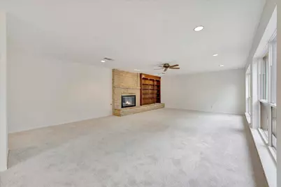 15414 Pleasant Valley Road, Houston, TX 77062 - Photo 10