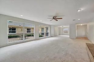 15414 Pleasant Valley Rd, Houston, TX 77062 - Photo 8
