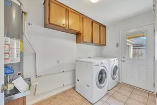 15414 Pleasant Valley Rd, Houston, TX 77062 - Photo 18
