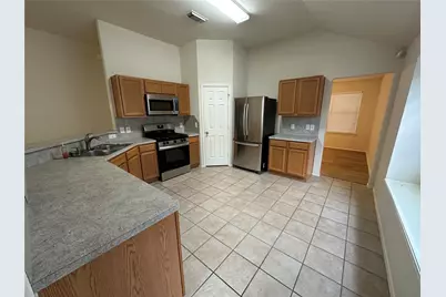 10427 Hamlet Vale Court, Houston, TX 77070 - Photo 6
