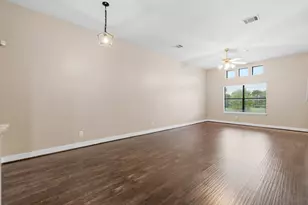 3501 Link Valley Dr., Houston, TX 77025 - Photo 4