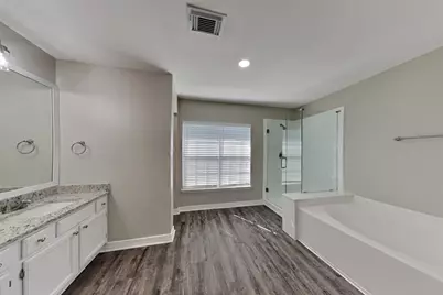 9919 Villa Verde Drive, Houston, TX 77064 - Photo 10