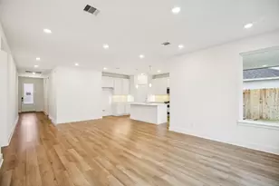 29307 Meadowcreek Hl Dr, Waller, TX 77484 - Photo 6