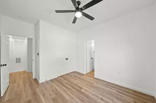 2195 W Lang, Alvin, TX 77511 - Photo 18