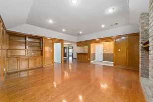 15319 La Paloma Dr, Houston, TX 77083 - Photo 6