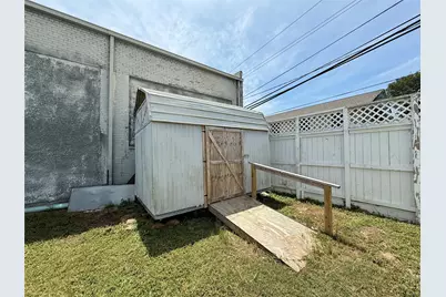 231 W Broad Street, Freeport, TX 77541 - Photo 26
