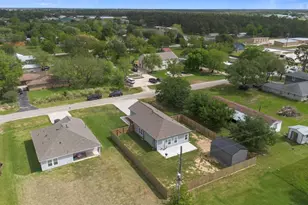 1302 Trinity St, Anahuac, TX 77514 - Photo 34
