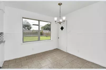 8534 Fillmore Street, Houston, TX 77029 - Photo 18