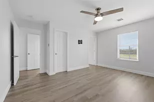 9026 McGallion Rd, Houston, TX 77022 - Photo 26