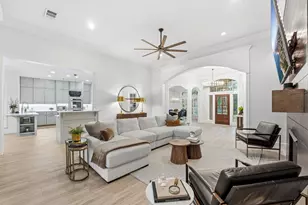 62 N Spring Trellis Cir, The Woodlands, TX 77382 - Photo 10