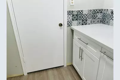 9550 Deering Drive #408, Houston, TX 77036 - Photo 10