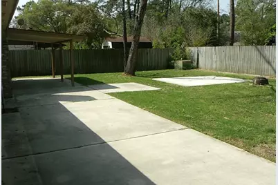 3515 Hidden Pines Drive, Houston, TX 77339 - Photo 10