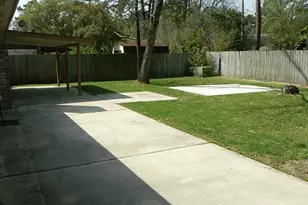 3515 Hidden Pines Dr, Houston, TX 77339 - Photo 10