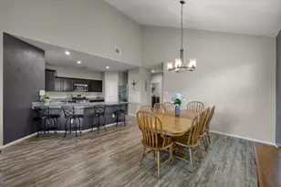 7027 Bonaire Vista Ln, Conroe, TX 77304 - Photo 6