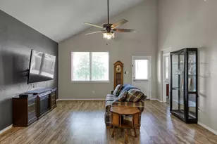 7027 Bonaire Vista Ln, Conroe, TX 77304 - Photo 8