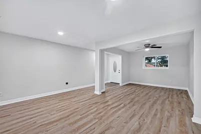 9715 Seeker Street, Houston, TX 77078 - Photo 4