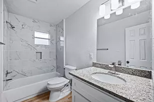 9715 Seeker St, Houston, TX 77078 - Photo 12
