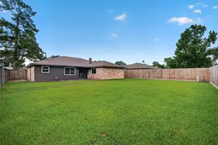 9715 Seeker St, Houston, TX 77078 - Photo 24