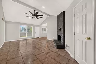 7530 Gulfbriar Pl, Houston, TX 77489 - Photo 2