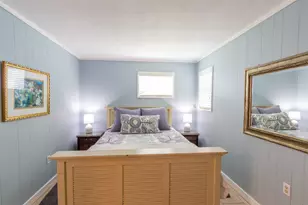 710 91st St, Galveston, TX 77554 - Photo 16