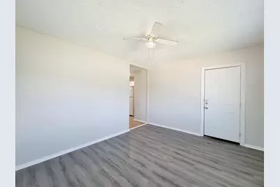 711 Avenue A #4, La Marque, TX 77568 - Photo 8