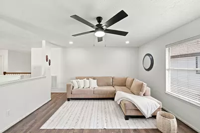 9511 Goldenglade Circle, Houston, TX 77064 - Photo 26