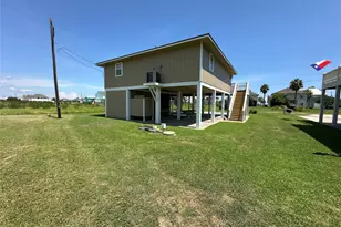 3415 Sand Dollar Dr, Crystal Beach, TX 77650 - Photo 8