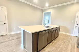 102 J Leigh Ln, Bridge City, TX 77611 - Photo 4