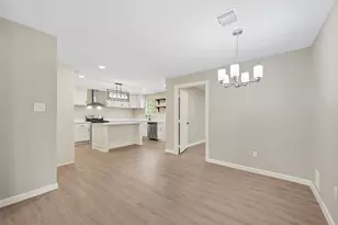 7413 W Knoll St, Houston, TX 77028 - Photo 8