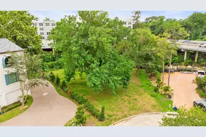 2 Magnolia Bend Drive, Houston, TX 77024 - Photo 2