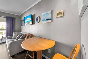 6102 Seawall Blvd, Galveston, TX 77551 - Photo 14