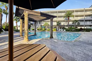 6102 Seawall Blvd, Galveston, TX 77551 - Photo 26