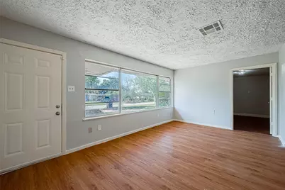 5963 Ridgeway Drive, Houston, TX 77033 - Photo 2