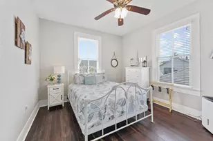 2917 Avenue Q, Galveston, TX 77550 - Photo 32