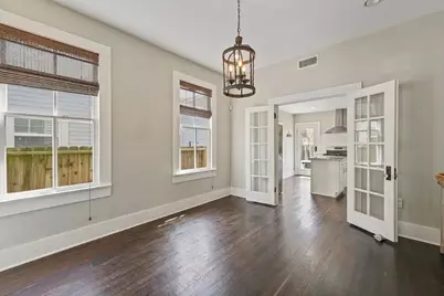 2917 Avenue Q, Galveston, TX 77550 - Photo 6
