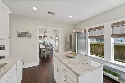 2917 Avenue Q, Galveston, TX 77550 - Photo 20