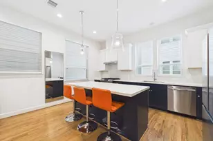 2711 Clinton Dr, Houston, TX 77020 - Photo 6